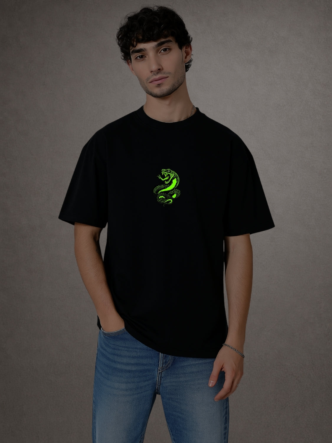 Zwuri Men | Vipers - Pitch Black Oversized T-Shirt