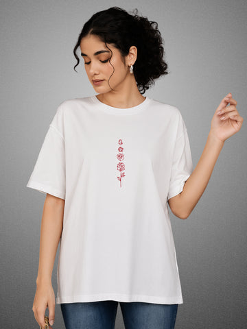 🌹 Roses Pure White Oversized T-Shirt For Women by Zwuri