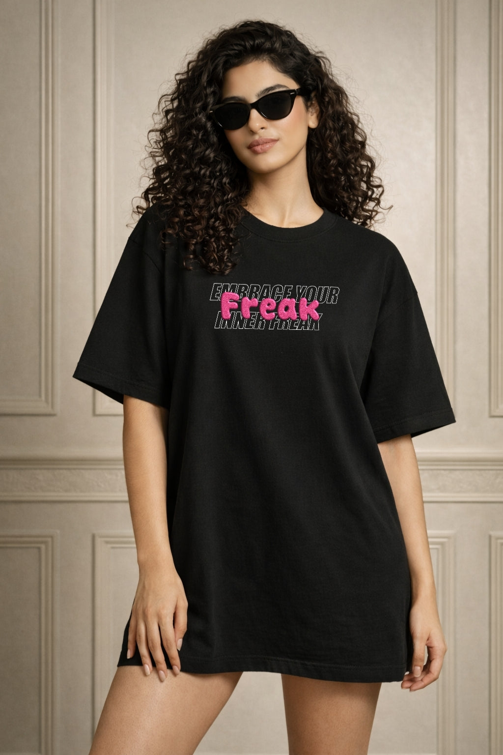 Zwuri Women | Freak - Pitch Black Oversized T-Shirt