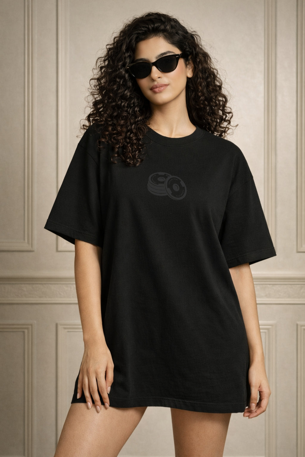 Zwuri Women | Hold On - Pitch Black Oversized T-Shirt