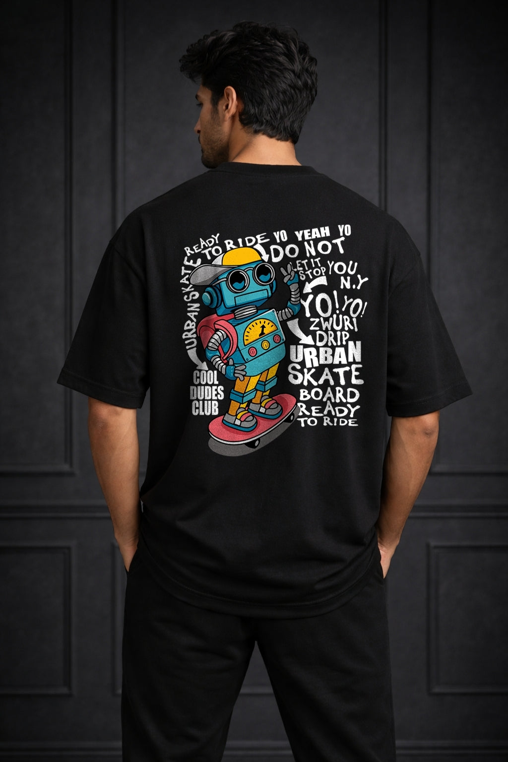 Zwuri Men | Robo Skate - Pitch Black Oversized T-Shirt
