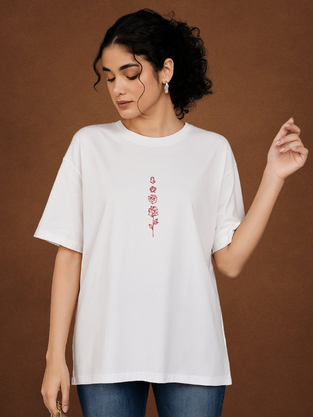 🌹 Roses Pure White Oversized T-Shirt For Women by Zwuri