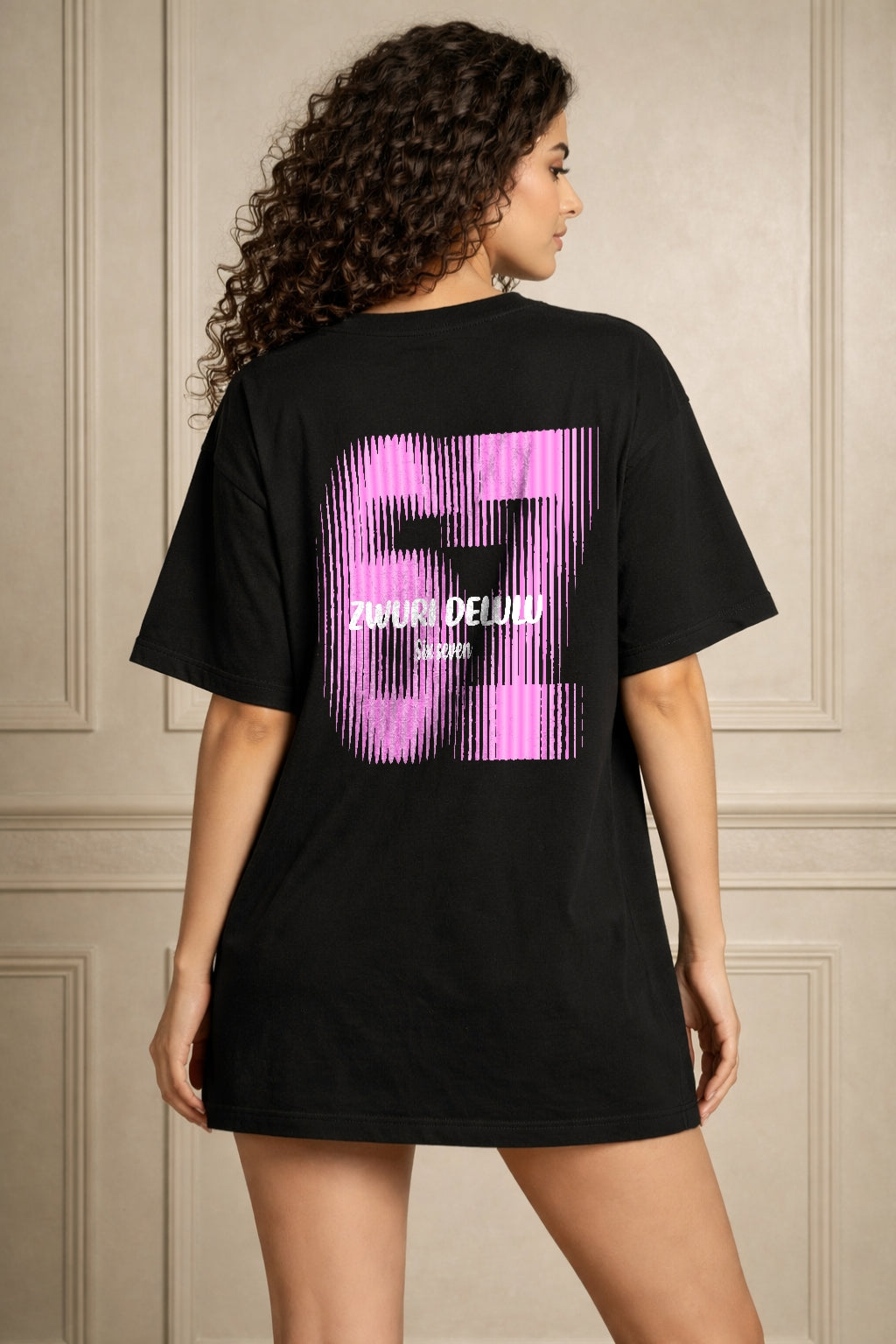 Zwuri Women | 67 - Pitch Black Oversized T-Shirt