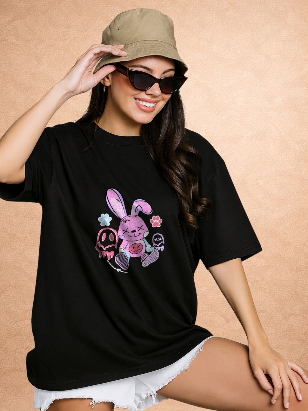 Zwuri Women | Bunny - Pitch Black Oversized T-Shirt